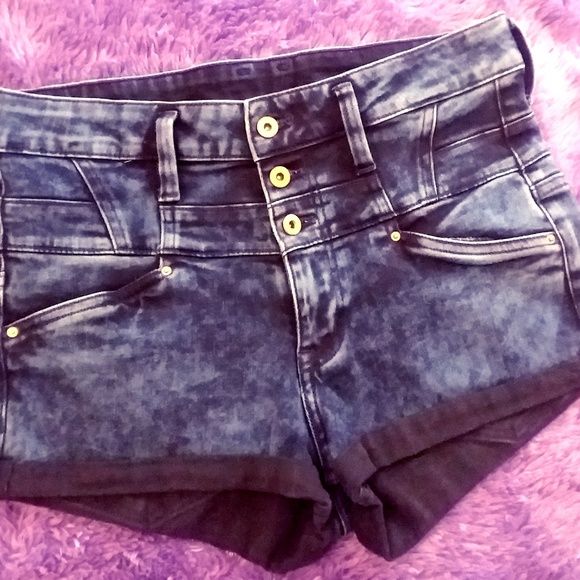 H&M Pants - Acid Washed High-Waist Shorts by H&M H&M Pants - Acid Washed High-Waist Shorts by H&M